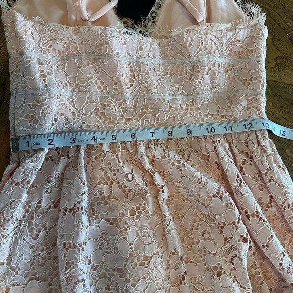 NBD REVOLVE Give It Up Light Pink Lace Mini Dress Woman’s Small NWT - Picture 8 of 16